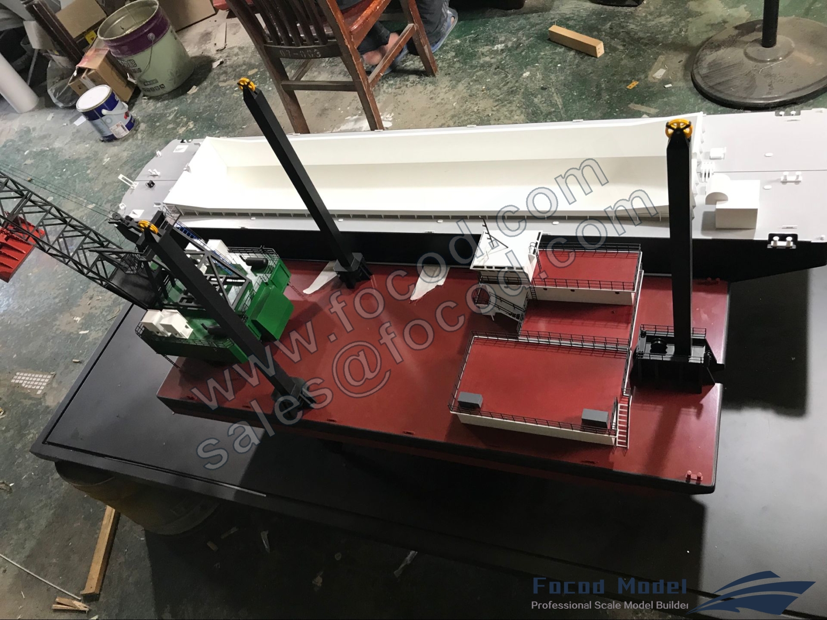 customized model of 50米挖泥船和81.4米装卸船